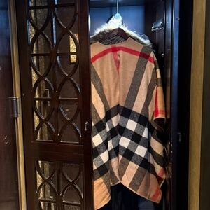 Meet your Posher, Genevieve